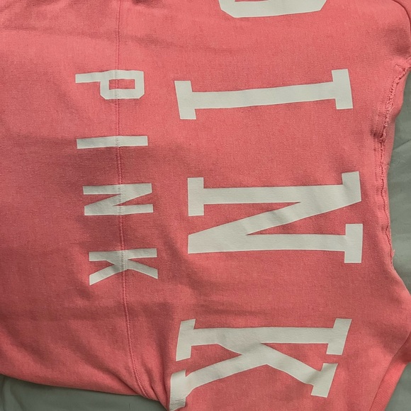 Vs PINK hooded sweater. - Picture 2 of 4